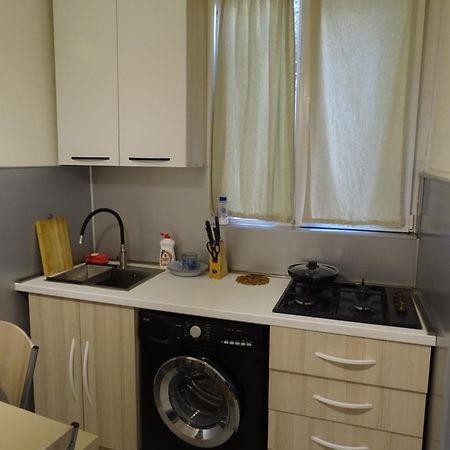 Vake Super Quiet And Comfy Apartment With A Yard Tbilisi Esterno foto