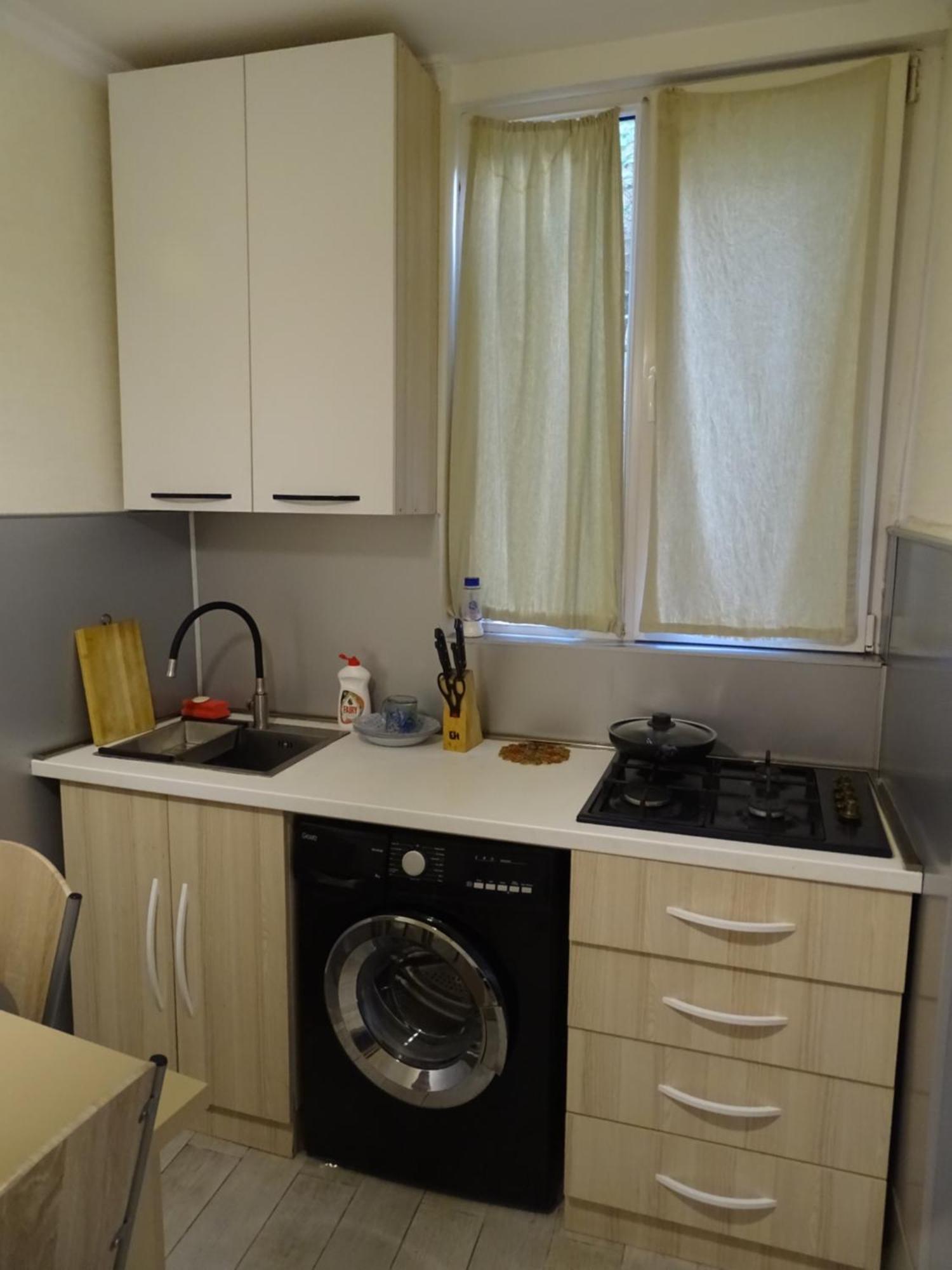Vake Super Quiet And Comfy Apartment With A Yard Tbilisi Esterno foto